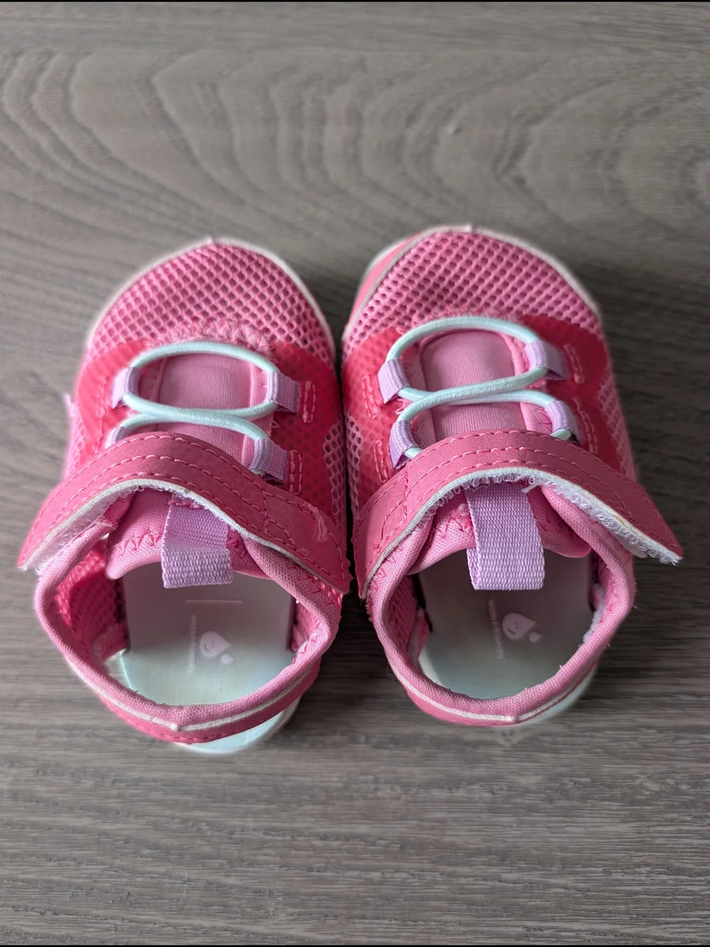 See Kai Run Aven Mini Hot Pink Baby Girls Water Shoes Size 4